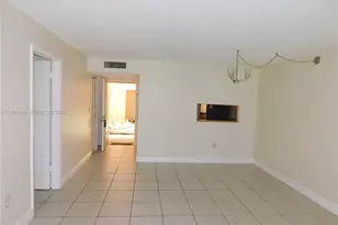 8025 SW 107th Ave, Miami, FL 33173 - Photo 2