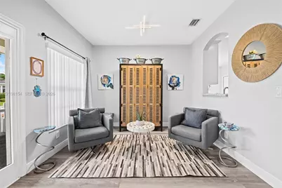 10541 NW 56th Pl, Coral Springs, FL 33076 - Photo 1