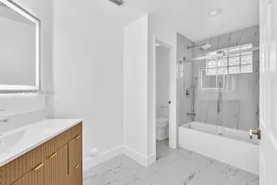 15854 SW 14th Ct, Pembroke Pines, FL 33027 - Photo 24