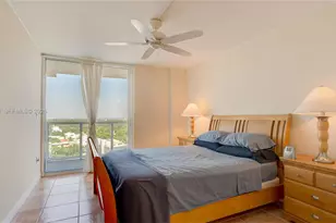 2457 Collins Ave, Miami Beach, FL 33140 - Photo 18