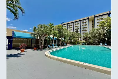 801 NW 47th Ave #619W, Miami, FL 33126 - Photo 14