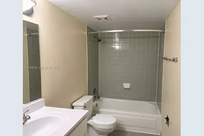 915 NW 1st Ave #H0710, Miami, FL 33136 - Photo 8