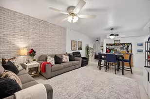 10382 NW 24th Pl, Sunrise, FL 33322 - Photo 2