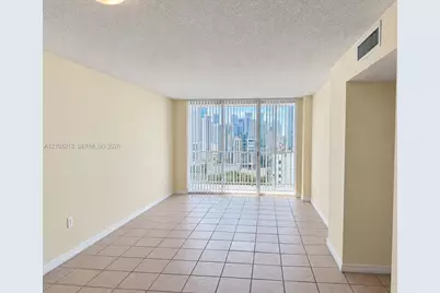 915 NW 1st Ave #H2407, Miami, FL 33136 - Photo 6