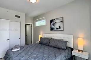 321 NE 26th St, Miami, FL 33137 - Photo 12