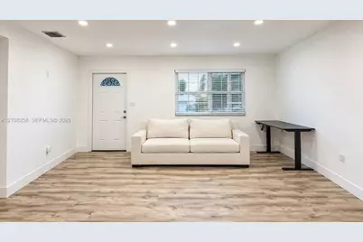 909 NE 111th St #909, Biscayne Park, FL 33161 - Photo 6
