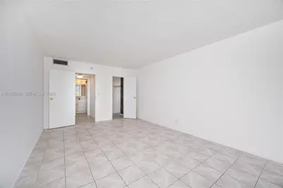2101 Atlantic Shores Blvd #314, Hallandale Beach, FL 33009 - Photo 14