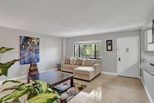 7466 Ashmont Cir, Tamarac, FL 33321 - Photo 10
