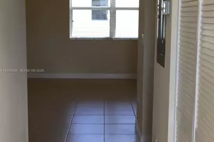 112 SE 28th Ter, Homestead, FL 33033 - Photo 6