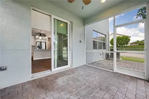 945 Banyan Dr, Hollywood, FL 33021 - Photo 30