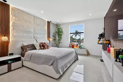 [Address not provided], Miami, FL 33145 - Photo 20