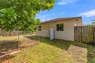 2425 NW 52nd St, Miami, FL 33142 - Photo 38