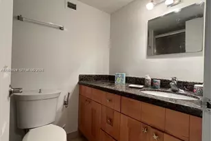 6039 Collins Ave, Miami Beach, FL 33140 - Photo 10