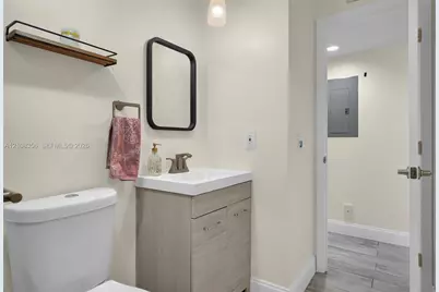 6538 NW 170th Ter, Hialeah, FL 33015 - Photo 18
