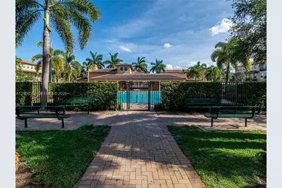 14726 SW 10th St #10511, Pembroke Pines, FL 33027 - Photo 28