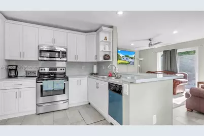5625 Taylor St, Hollywood, FL 33021 - Photo 8