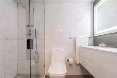 1000 West Ave #732, Miami Beach, FL 33139 - Photo 6