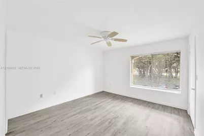 2300 NW 33rd St #911, Oakland Park, FL 33309 - Photo 20