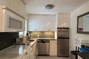 1610 Lenox Ave., Miami Beach, FL 33139 - Photo 2