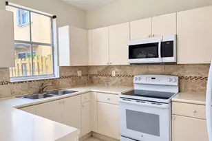 894 SW 149th Ct, Miami, FL 33194 - Photo 16