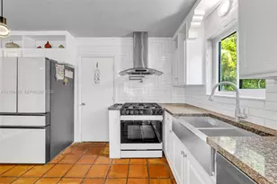 15015 NE 7th Ct, Miami, FL 33161 - Photo 20