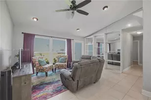 11460 NW 35th Pl, Sunrise, FL 33323 - Photo 6