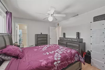 11460 NW 35th Pl, Sunrise, FL 33323 - Photo 16