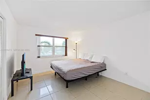 1501 NE 191st St, Miami, FL 33179 - Photo 12