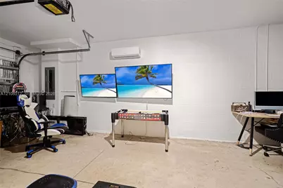 572 NE 6th Pl, Homestead, FL 33034 - Photo 40
