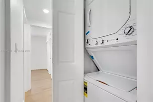 1632 NW 16th Terrace, Miami, FL 33125 - Photo 18