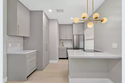 694 NE 76th St #5, Miami, FL 33138 - Photo 4