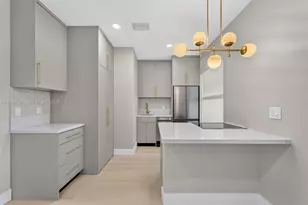 694 NE 76th St, Miami, FL 33138 - Photo 4