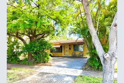 1124 NE 7th St, Hallandale Beach, FL 33009 - Photo 32