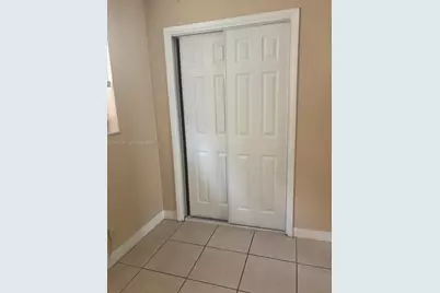 704 SE 21st St #2, Fort Lauderdale, FL 33316 - Photo 6