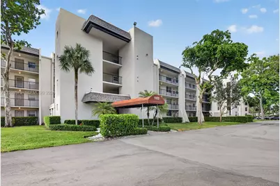 9470 Poinciana Pl #406, Davie, FL 33324 - Photo 38