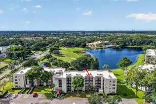 9470 Poinciana Pl, Davie, FL 33324 - Photo 2