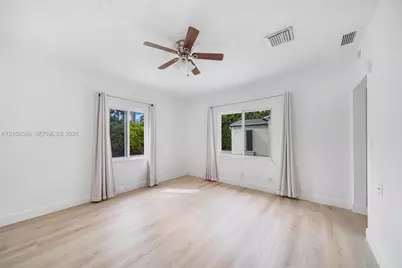 7730 Beachview Dr, North Bay Village, FL 33141 - Photo 22