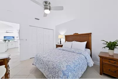 415 SW 200th Ter, Pembroke Pines, FL 33029 - Photo 24