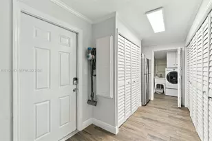 8230 SW 151st St, Palmetto Bay, FL 33158 - Photo 40