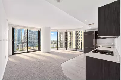 45 SW 9th St #2206, Miami, FL 33130 - Photo 6