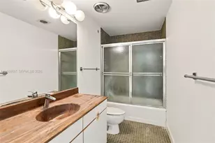 720 NE 69th St, Miami, FL 33138 - Photo 10