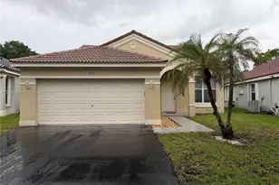 853 Sand Creek Cir, Weston, FL 33327 - Photo 1