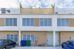 25960 SW 139th Path, Homestead, FL 33032 - Photo 2