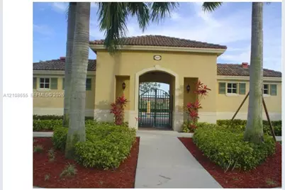 1698 SE 30th St #1698, Homestead, FL 33035 - Photo 8