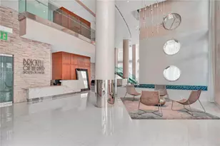 41 SE 5th St, Miami, FL 33131 - Photo 40