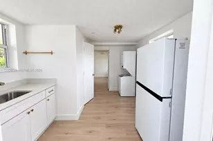 6561 SW 32nd St, Miami, FL 33155 - Photo 2