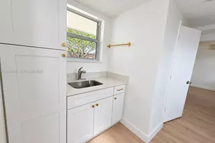 6561 SW 32nd St, Miami, FL 33155 - Photo 1