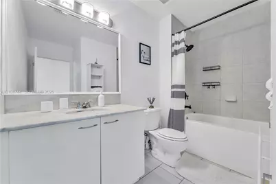 133 NE 2nd Ave #917, Miami, FL 33132 - Photo 14