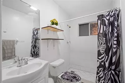 1207 NE 1st Ave, Homestead, FL 33030 - Photo 22