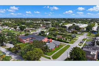 1207 NE 1st Ave, Homestead, FL 33030 - Photo 14